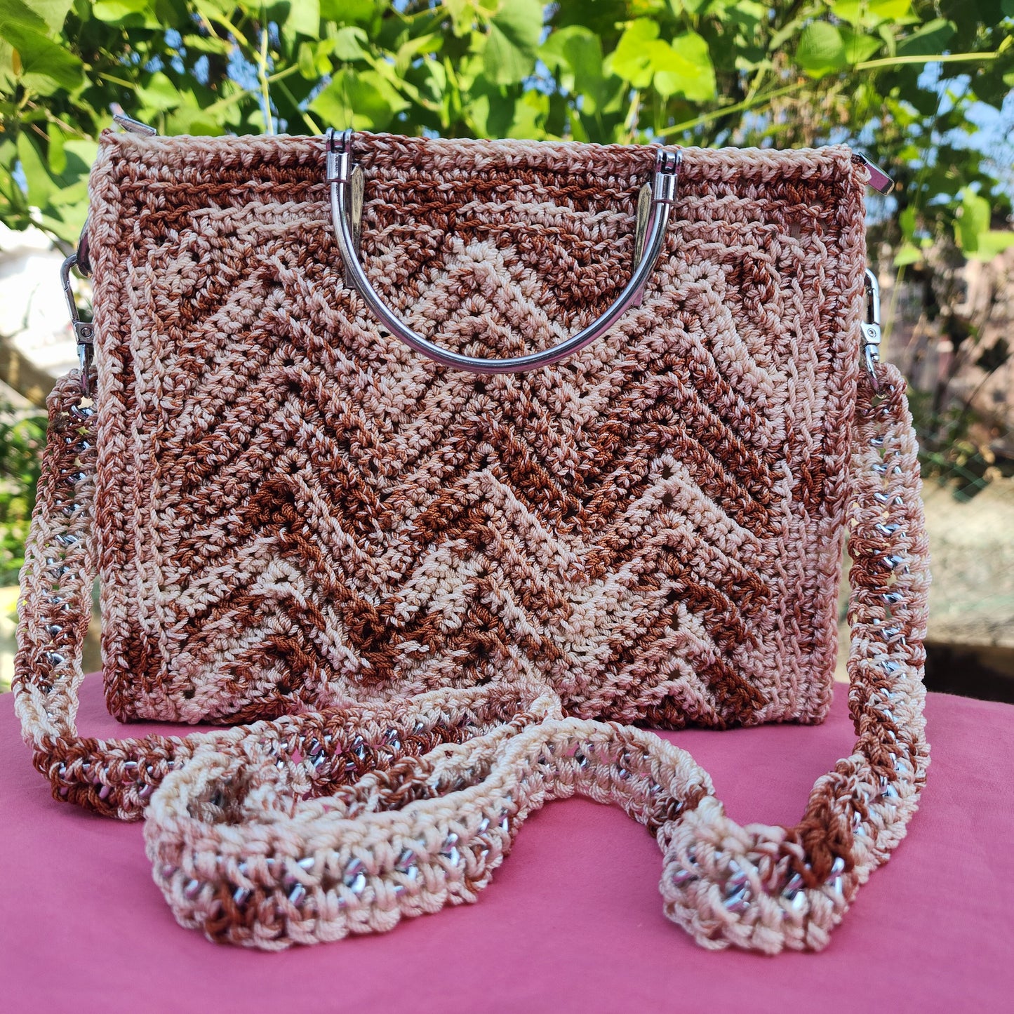 Multiple Colour in Steel Frame