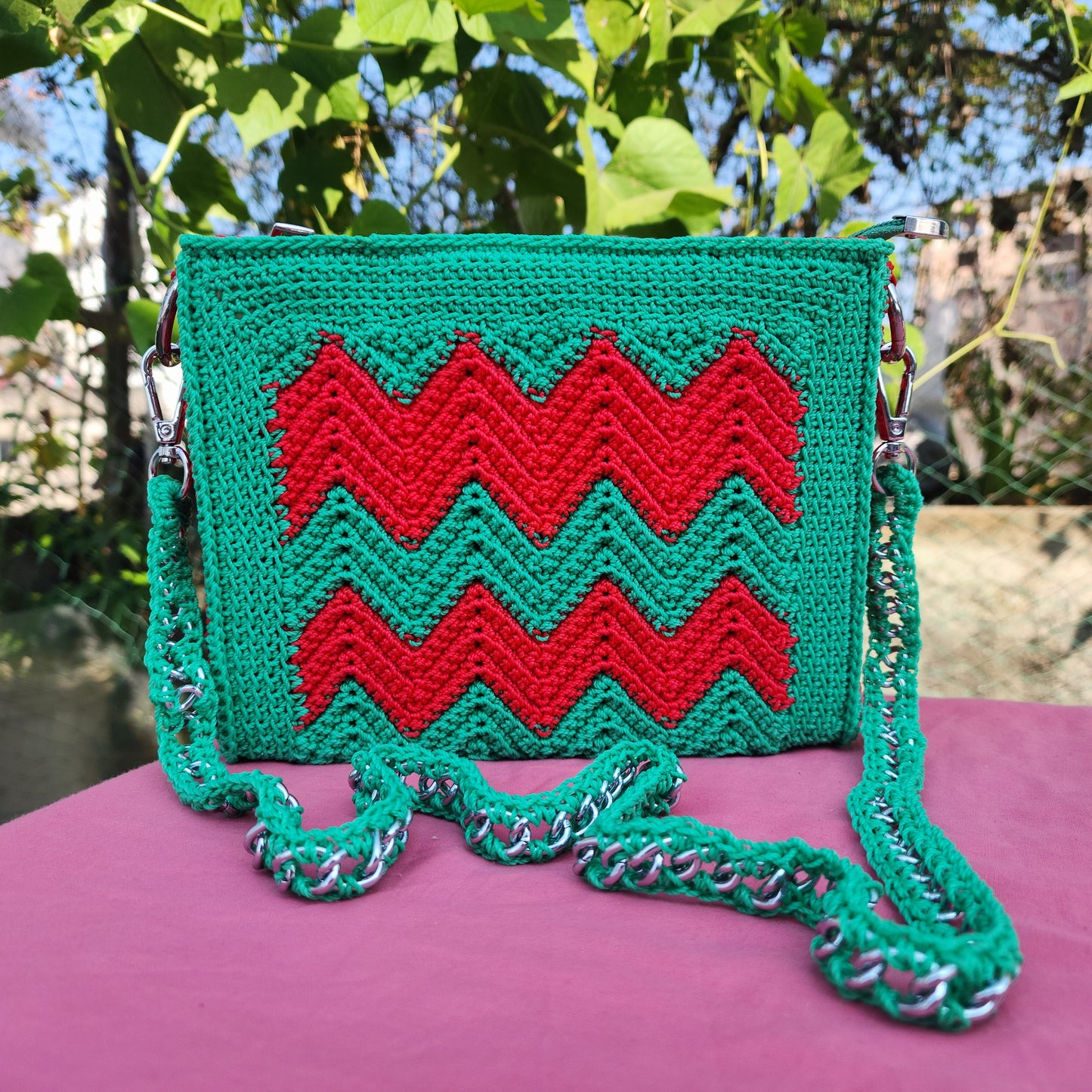 Bangladeshi Flag in No frame