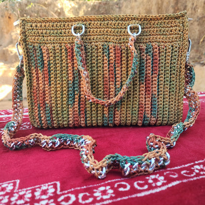 Multiple Colour in Chain Frame