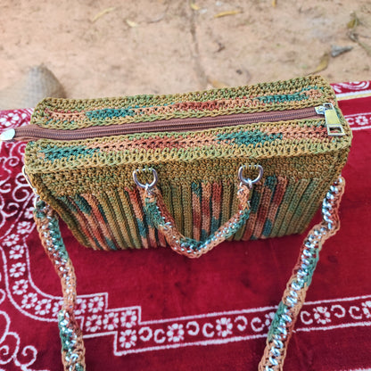 Multiple Colour in Chain Frame