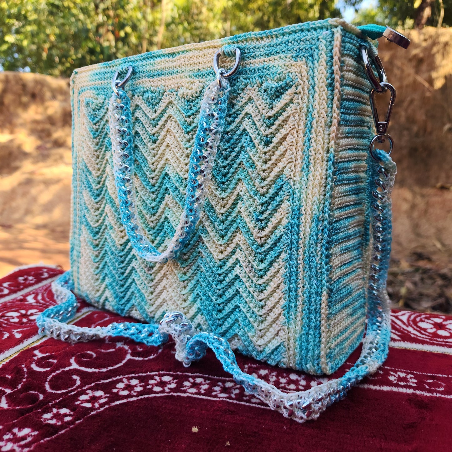 Multiple colour in Chain Frame