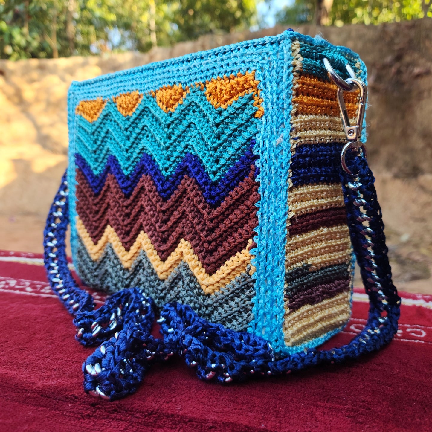 Multiple colour in No frame 3