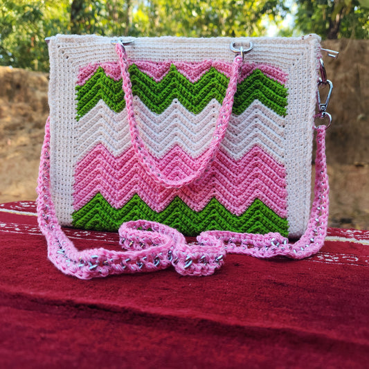 WGP Colour in Chain Frame