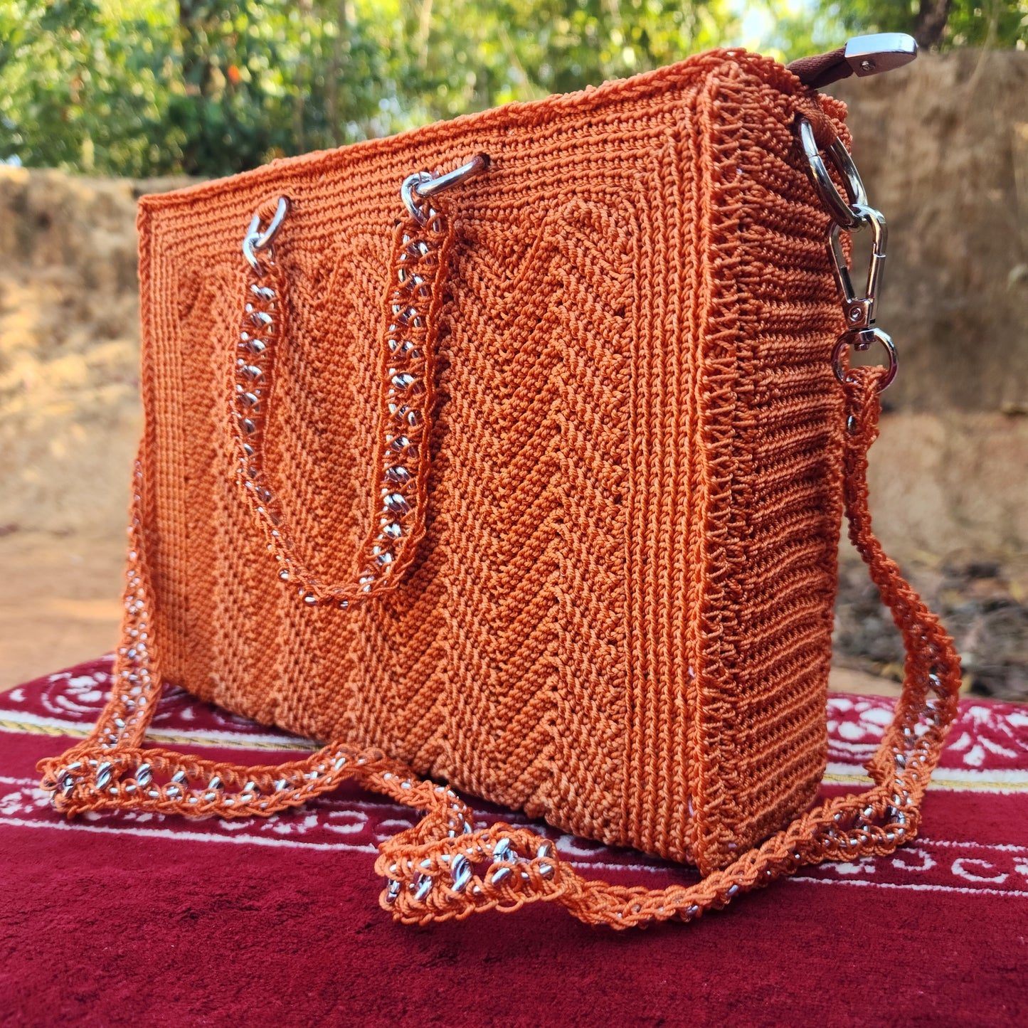 Orange in Chain Frame