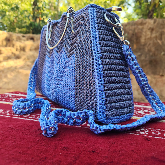 2 Colour combo in Trapezium