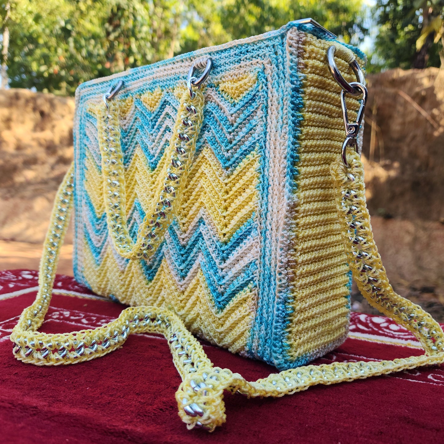 WYB combo in Chain Frame