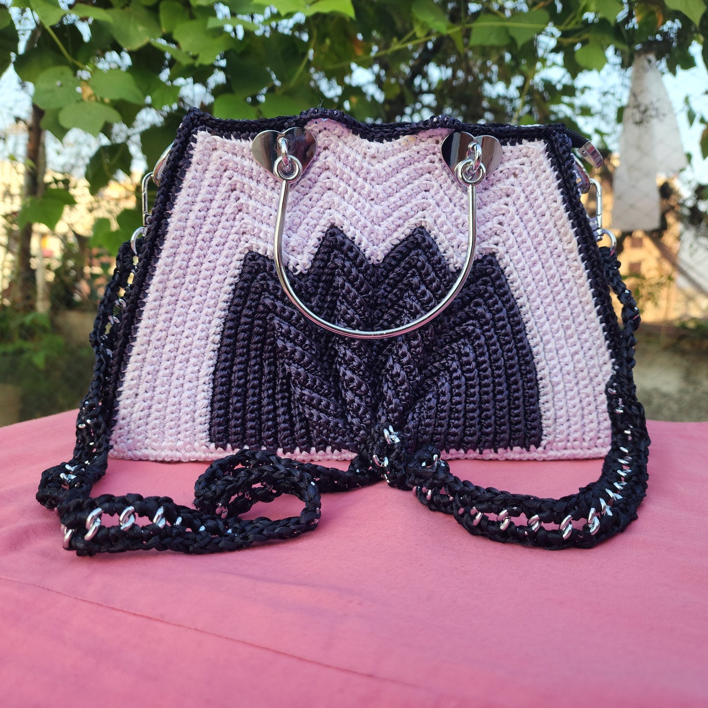 Navy blue with White in Trapezium