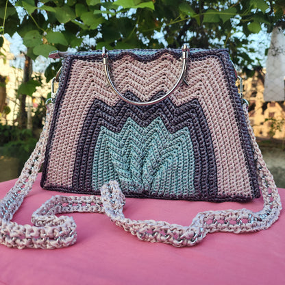 Random Colour in Trapezium