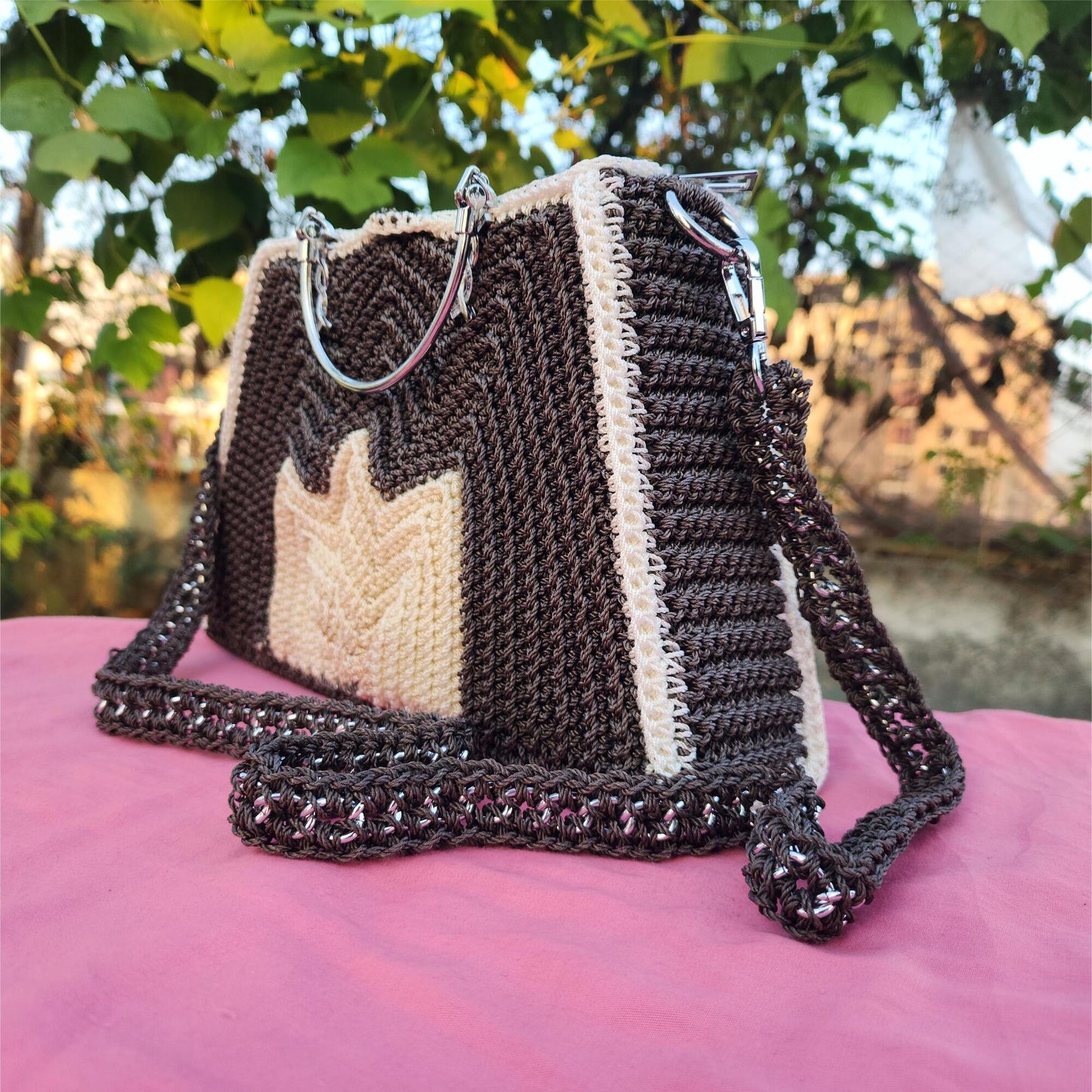 Chocolate with white in Trapezium