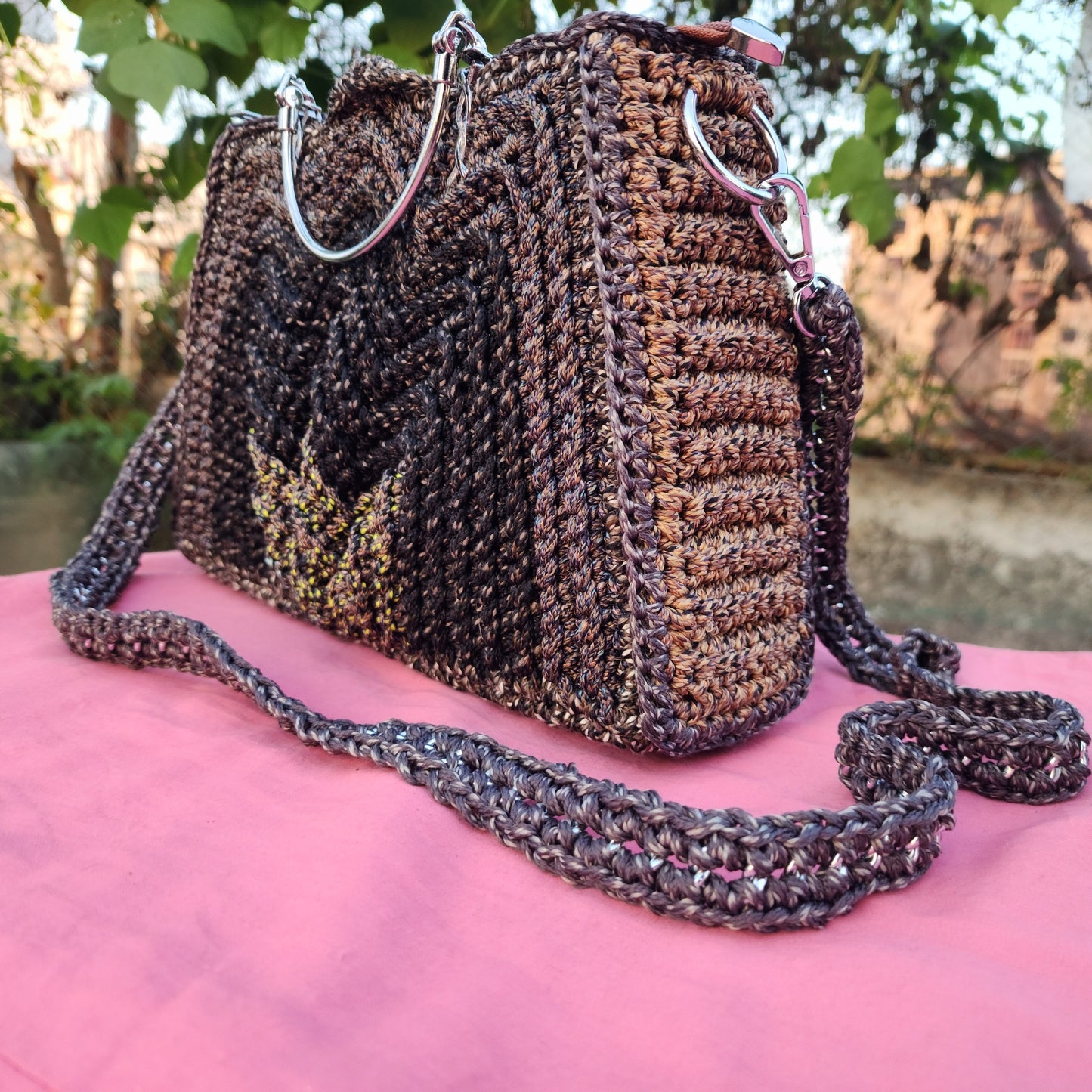 Unique Colour in Trapezium 3