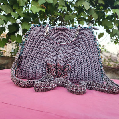 Unique Colour in Trapezium 5