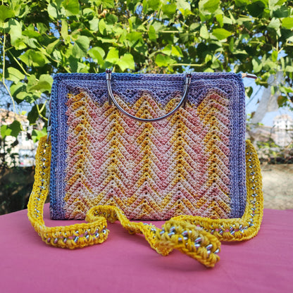 Multiple Colour in Steel Frame