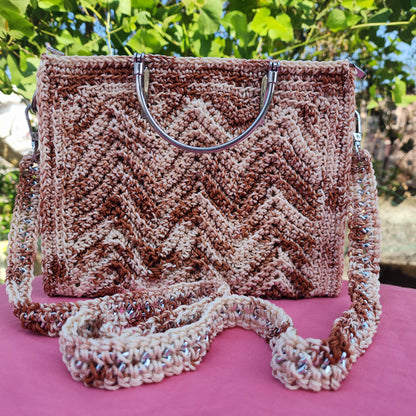 Multiple Colour in Steel Frame